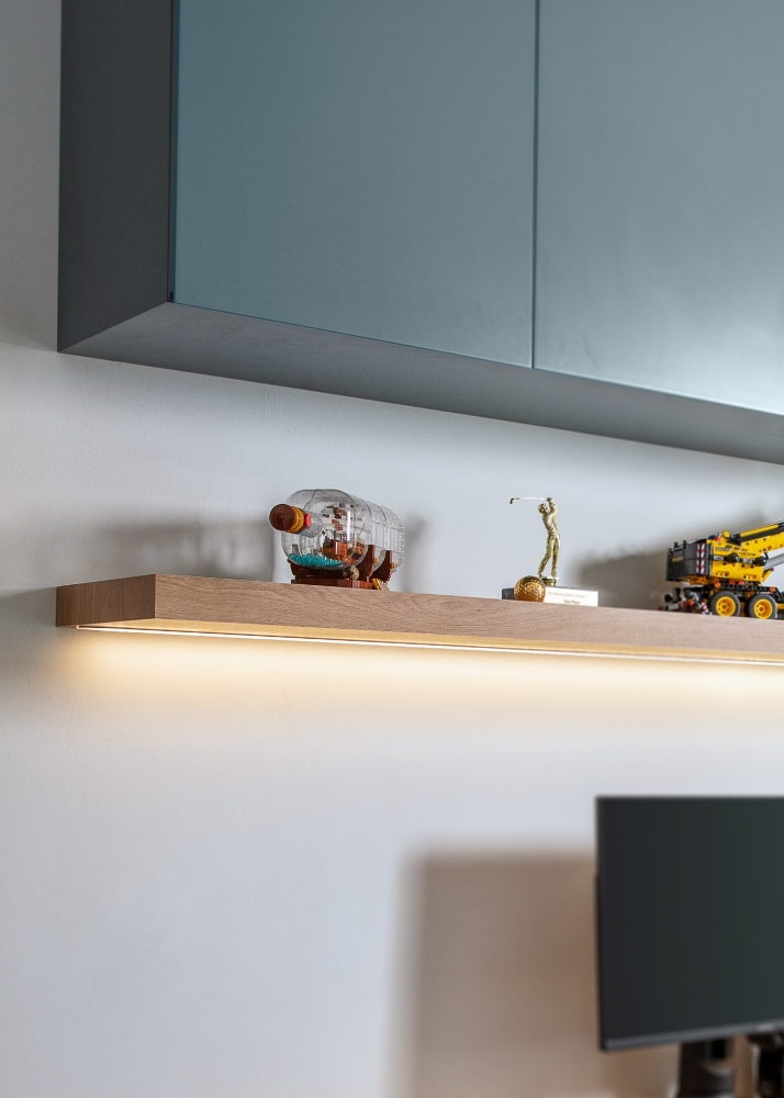 Minimalist Style Led Light Floating Shelf